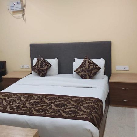 Friends Residency Bed & Breakfast New Delhi Exterior photo